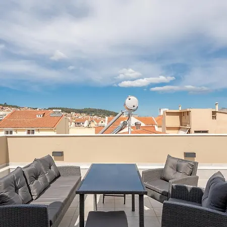 De Bosset 1 أرغوستولي